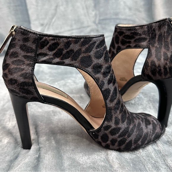 Louise Et Cie Lo-Zamia size 7 women’s heel animal print great preowned - Picture 6 of 10